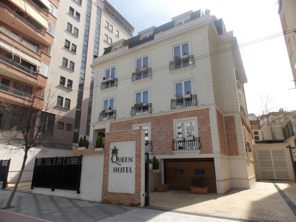 Selitë e Vogël Hotel Queen מראה חיצוני תמונה