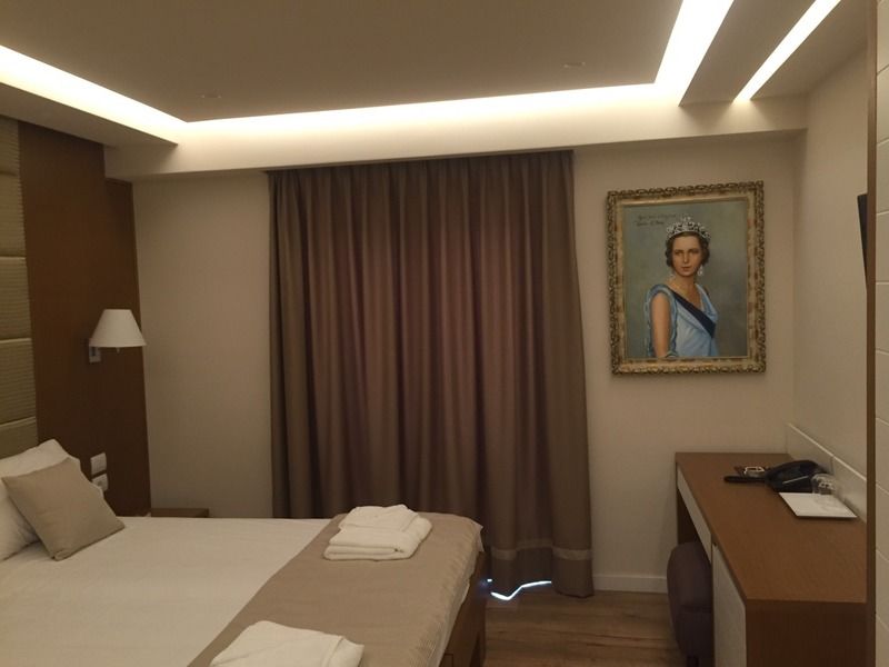 Selitë e Vogël Hotel Queen מראה חיצוני תמונה