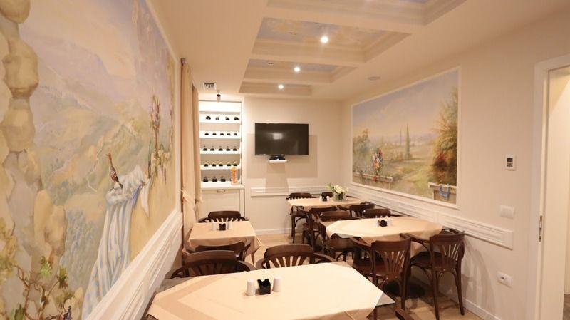 Selitë e Vogël Hotel Queen מראה חיצוני תמונה